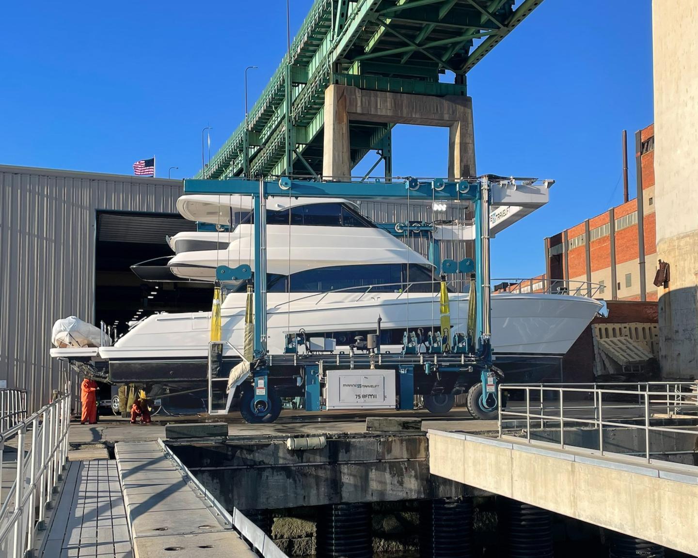 75-ton Travel Lift